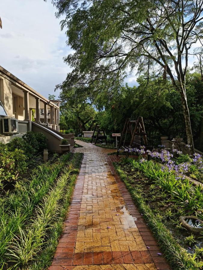 Peaches & Cream Bed & Breakfast Ladysmith Εξωτερικό φωτογραφία
